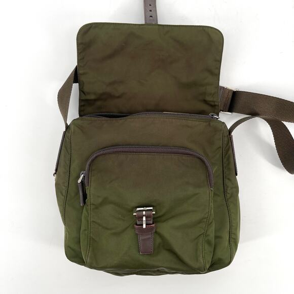 Prada Army Green Nylon Vela Logo Plaque Messenger Bruciato Crossbody Bag - Picture 2 of 14